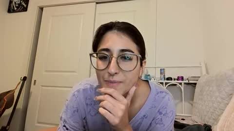 Ray Ray online show from October 16, 4:04 am