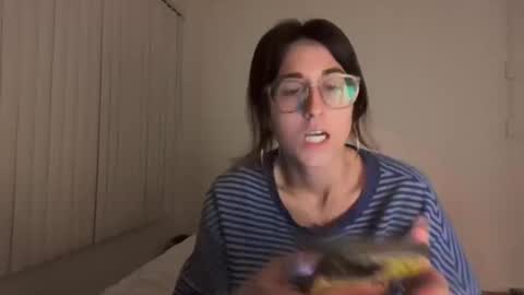 Ray Ray online show from February 26, 4:44 am