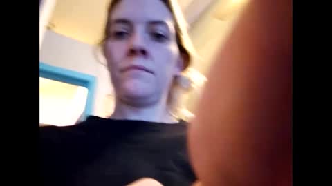 Snapshot of randcandy77 chatting on January 6, 9:22 pm Randcandy77 online show from January 6, 9:22 pm