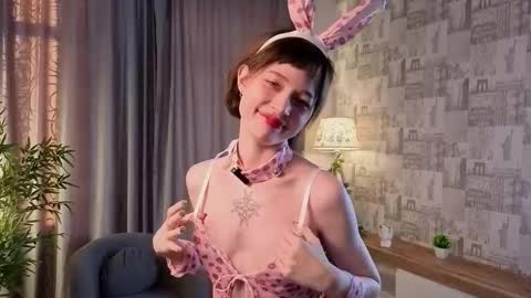 Nicole online show from October 17, 1:31 am