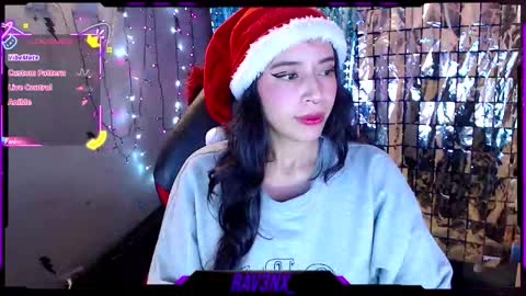   online show from December 20, 9:46 am