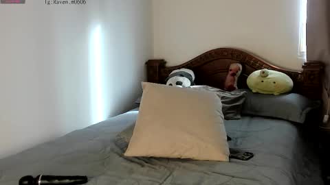 Raven online show from October 10, 8:58 pm