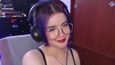 raventh_ online show from September 22, 9:57 pm