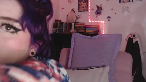 raventh_ online show from February 25, 4:35 am