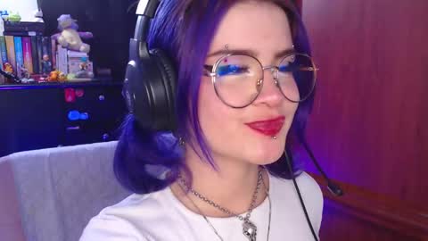 raventh_ online show from September 29, 6:46 pm