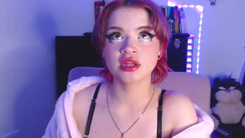 raventh_ online show from February 12, 3:40 am