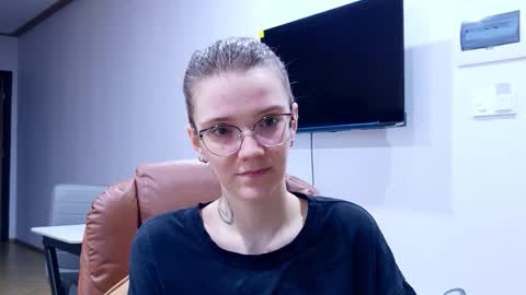 Ray-Ray online show from January 18, 2:57 pm