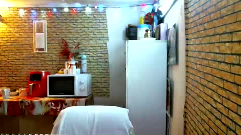 real_coupl3 online show from January 31, 7:45 pm