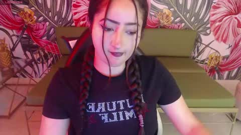 Rebeca dreams online show from July 3, 8:59 pm