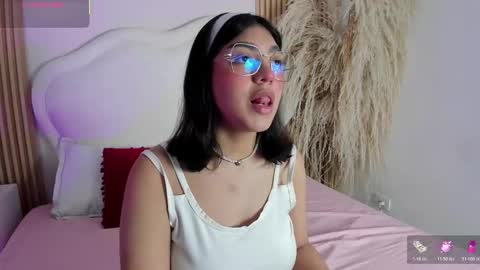 rebeca_taylor_ online show from March 3, 3:23 am