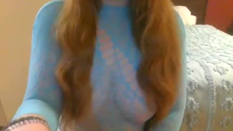 red102211 online show from October 19, 4:25 am