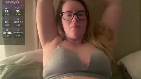 Snapshot of red_head_rosie_69 chatting on February 24, 6:36 am Rosie online show from February 24, 6:36 am