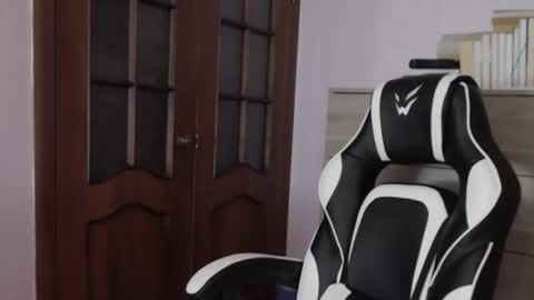 Lily online show from January 15, 2:06 am