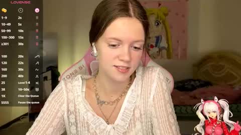 Lucy online show from November 4, 12:32 pm