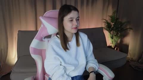 reidnox online show from February 23, 8:14 am