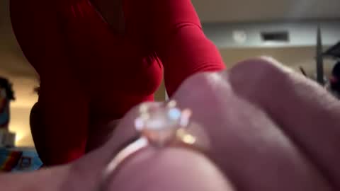 remmissecrets online show from December 25, 12:05 am