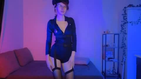 Claire online show from April 16, 8:08 pm