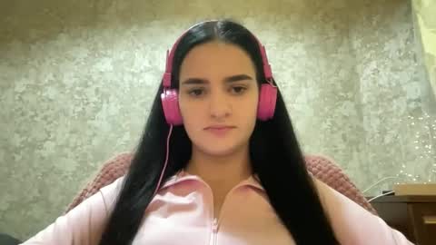 Renata online show from October 15, 8:00 pm