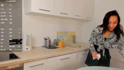 Call me Mira online show from October 6, 2:28 am