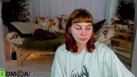 rene_shine online show from October 25, 10:45 am