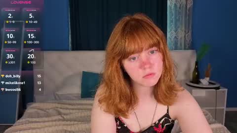 reneefoxy_ online show from June 20, 1:20 am