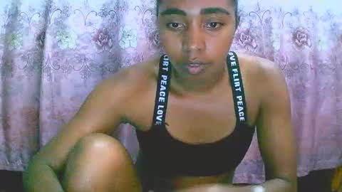 Rephaleta online show from March 2, 10:58 am