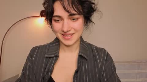 Ewiwi online show from November 16, 4:40 pm