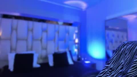 Reven  online show from January 10, 9:30 pm