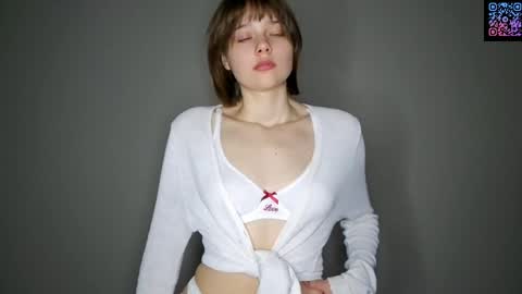 Luna online show from April 4, 7:45 pm