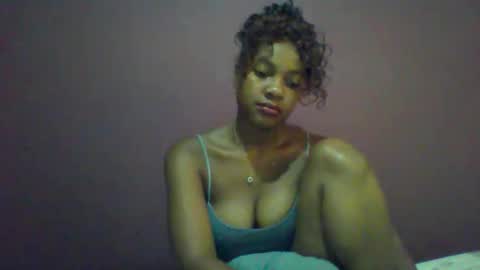 ricie001 online show from April 10, 11:38 am