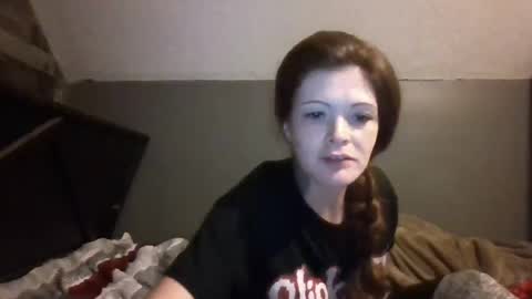 ridinghoodred online show from August 3, 3:32 am