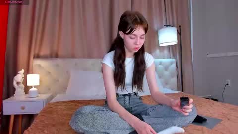 rihanna_walker online show from September 15, 1:36 am