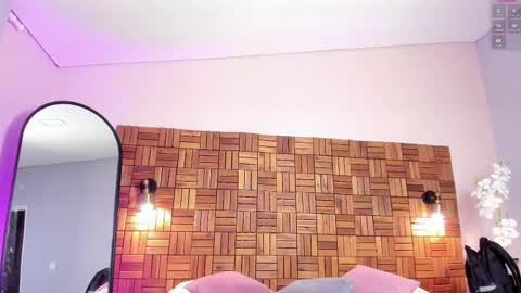 Sara online show from February 19, 10:12 am