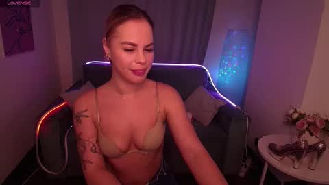 Rika online show from March 3, 5:37 am