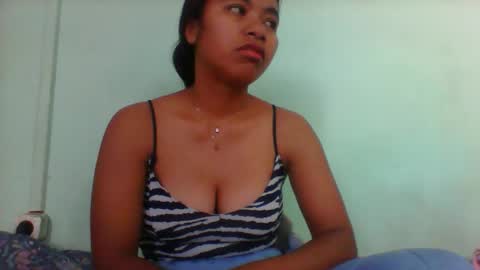 rinah856024 online show from November 23, 6:38 am