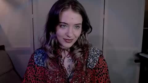 Snapshot of risha_laass chatting on December 22, 4:17 pm risha_laass online show from December 22, 4:17 pm