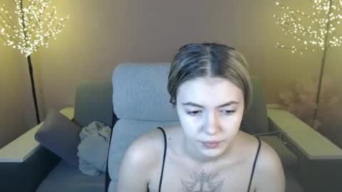 ritaneer online show from December 4, 9:07 am