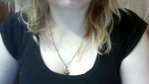 RiveraMaureen online show from February 15, 2:55 pm