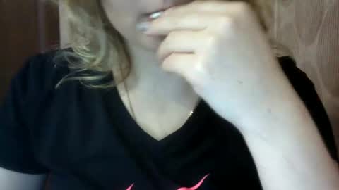 RiveraMaureen online show from December 16, 11:12 am