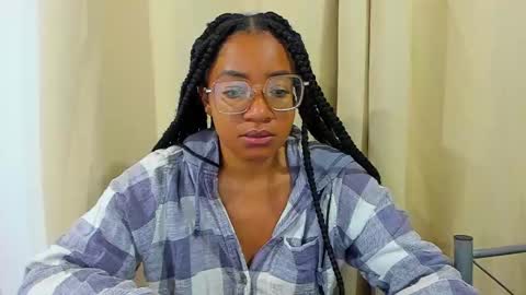 Is A Belle online show from October 24, 2:18 am