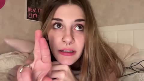 Snapshot of ros3210 chatting on October 20, 3:53 am Rose online show from October 20, 3:53 am