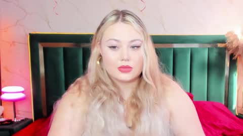 Chloe online show from October 17, 11:02 am