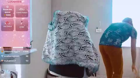 rosa843850 online show from November 14, 12:05 pm