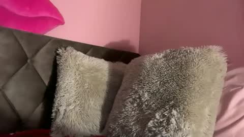 Rosalina online show from February 2, 8:52 pm