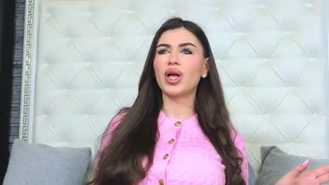 Gabriela online show from March 11, 8:29 am