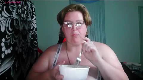 Rosey online show from November 17, 7:42 am