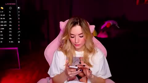 Rosie online show from February 19, 2:33 am