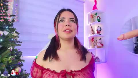   online show from December 22, 8:01 pm