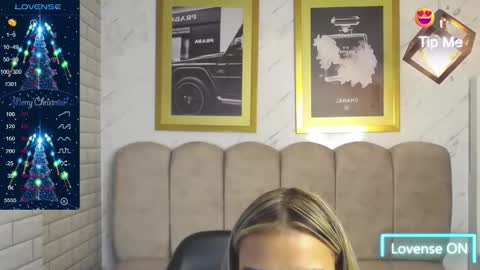 rosse jeane v online show from December 15, 1:05 pm