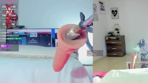 rosy_emely_ online show from February 14, 9:22 am